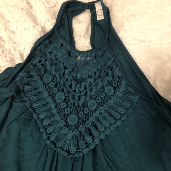 Teal green sleeveless top - Picture 2 of 3